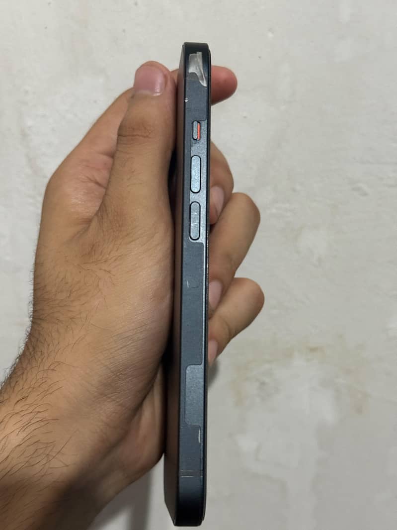 Apple iPhone 14 2