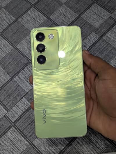 Vivo Y100