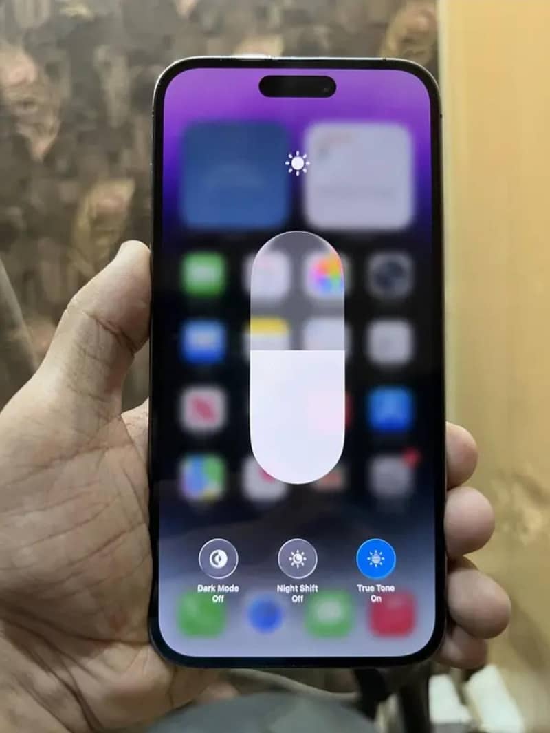 Apple iPhone 14 Pro Max 9