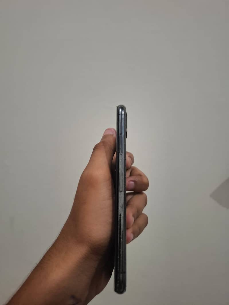 Apple iPhone X 2