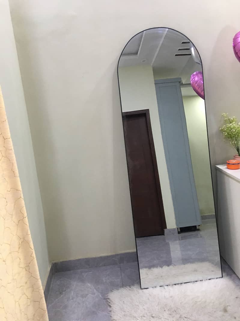 Standing mirror 4