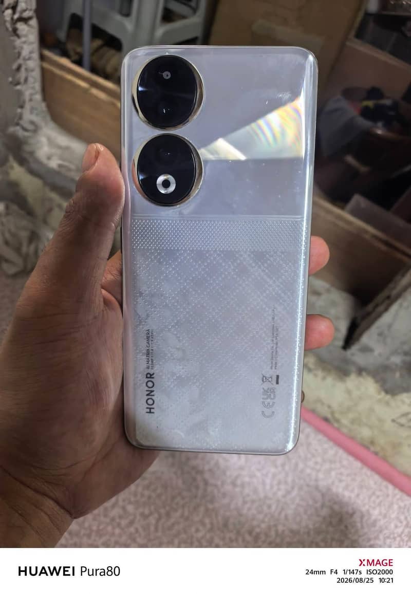 Honor 90 1