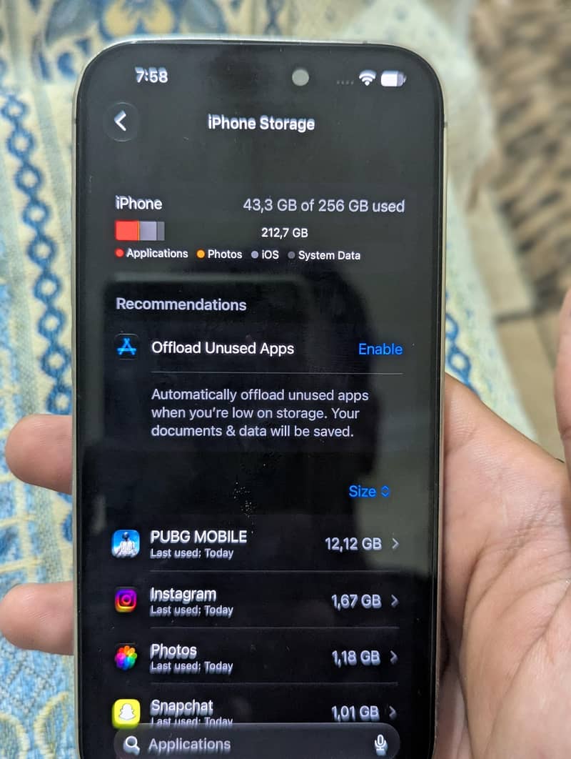 Apple iPhone 15 Pro 6