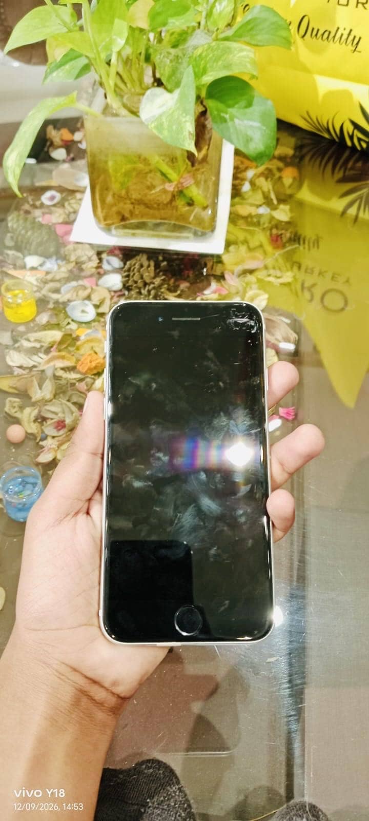 Apple iPhone SE 1