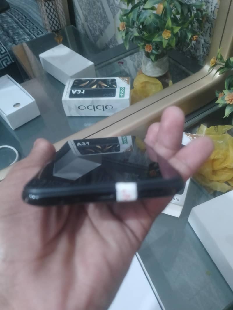 OPPO A31 1