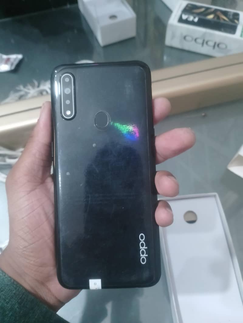 OPPO A31 2