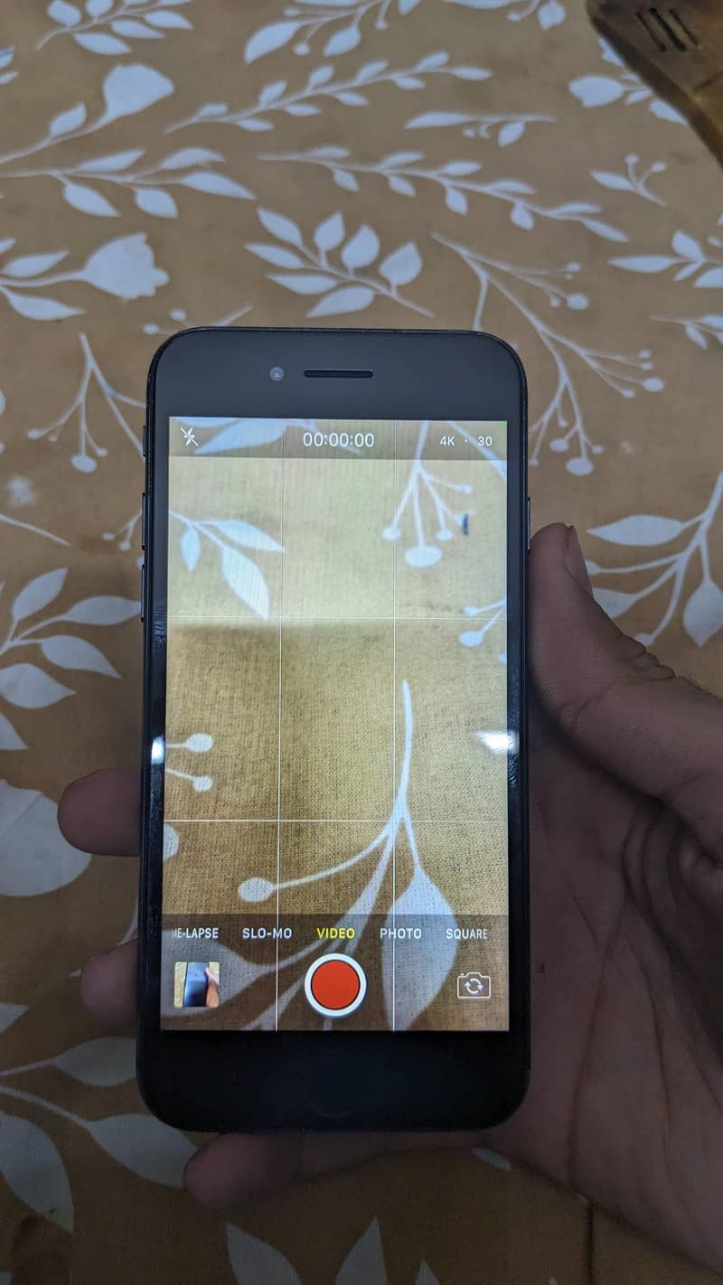 Apple iPhone 7 5