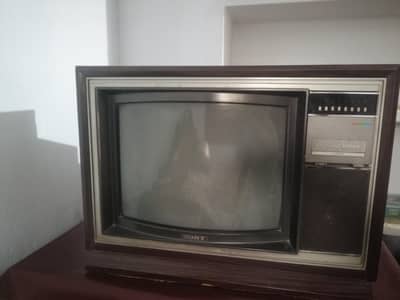Antique Sony colour Tv 21 inch
