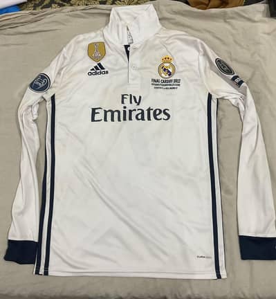 Real Madrid Home Shirt 2017.
