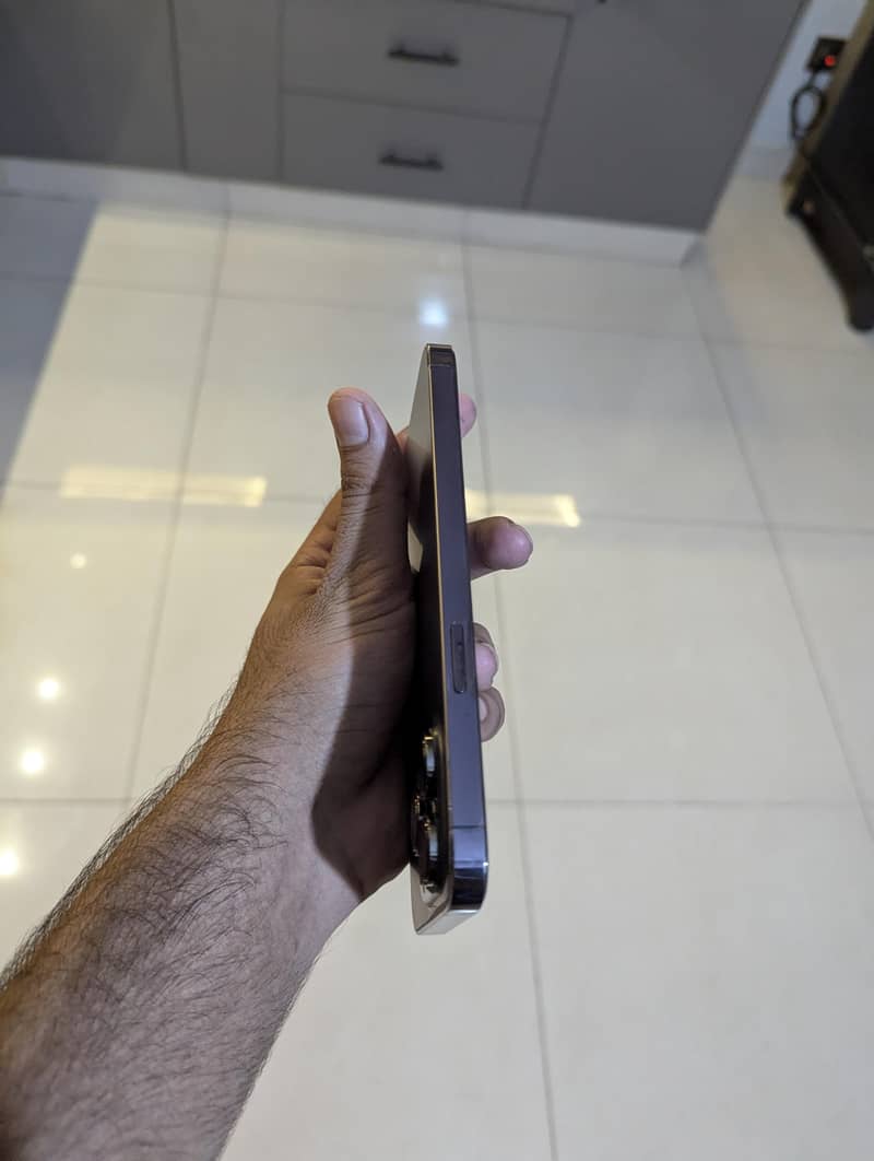 Apple iPhone 14 Pro Max 3