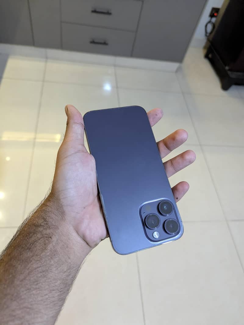 Apple iPhone 14 Pro Max 4