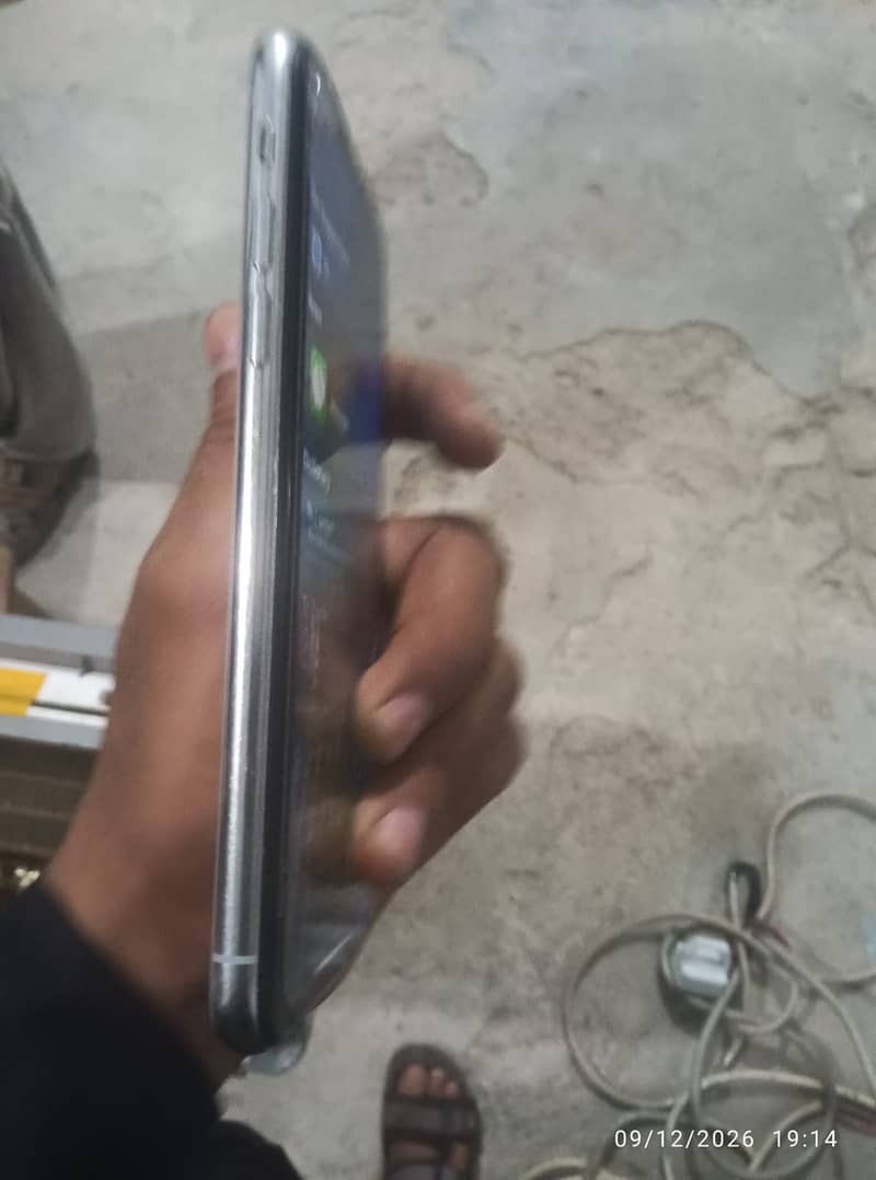 Apple iPhone X 1