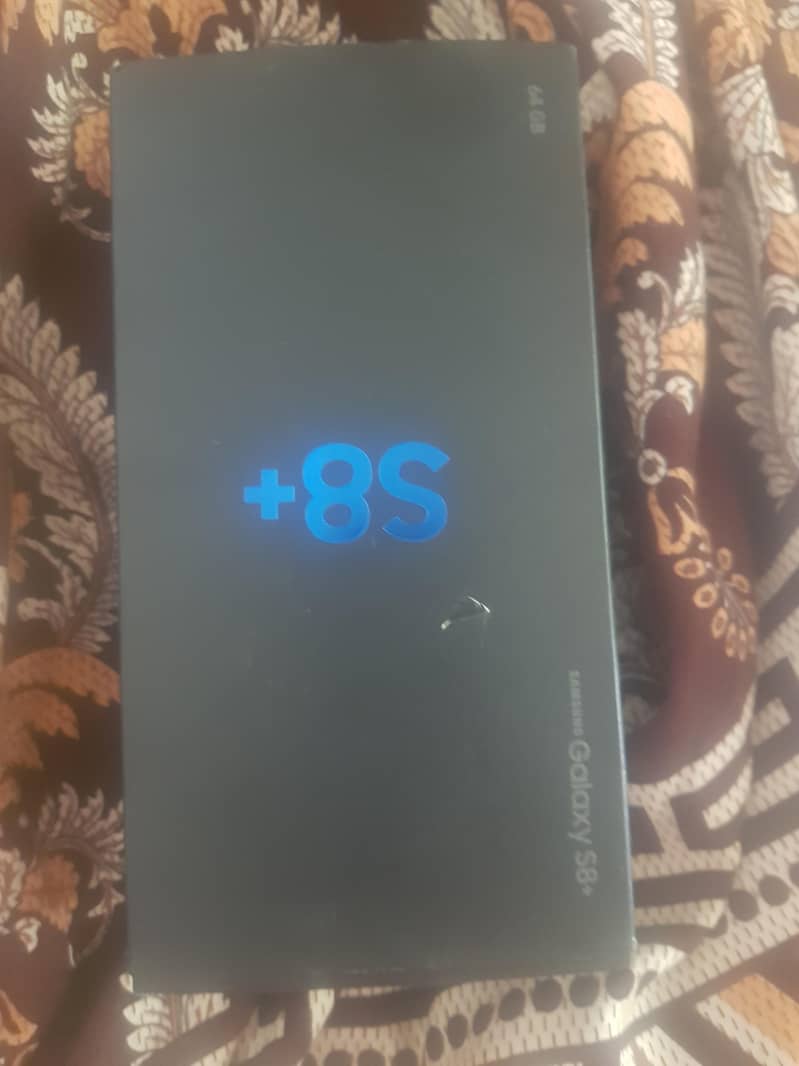Samsung Mobile S8 Plus 11