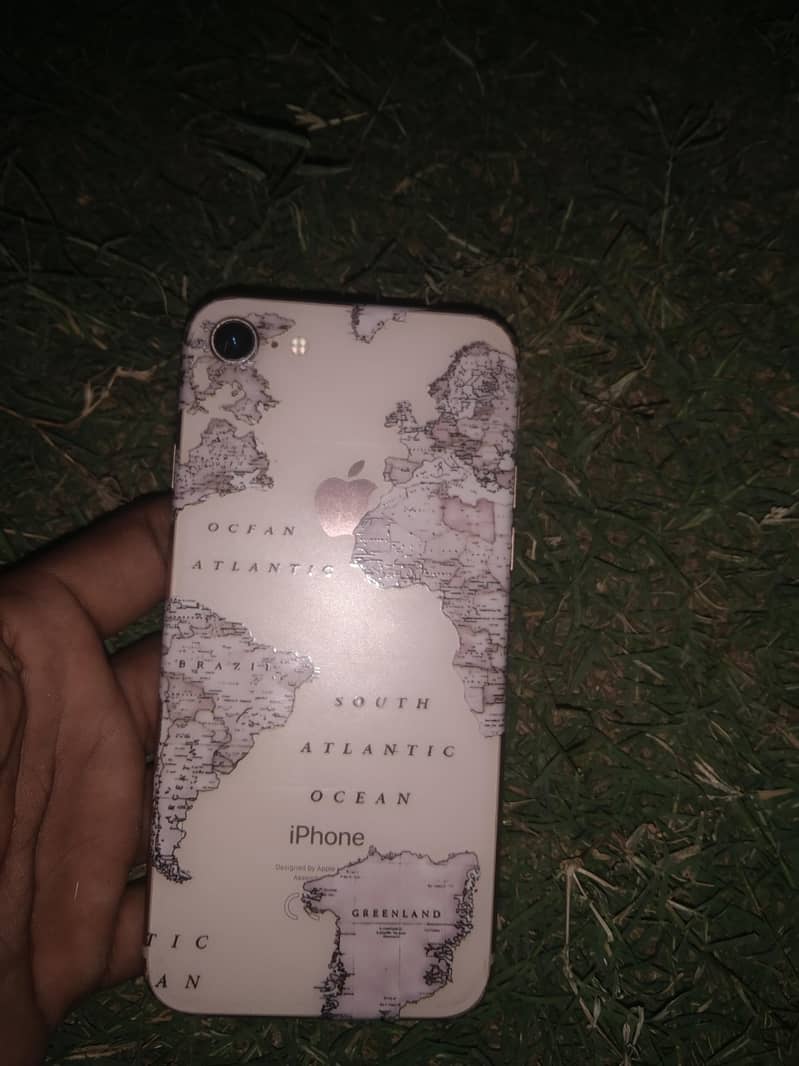 Apple iPhone 8 2