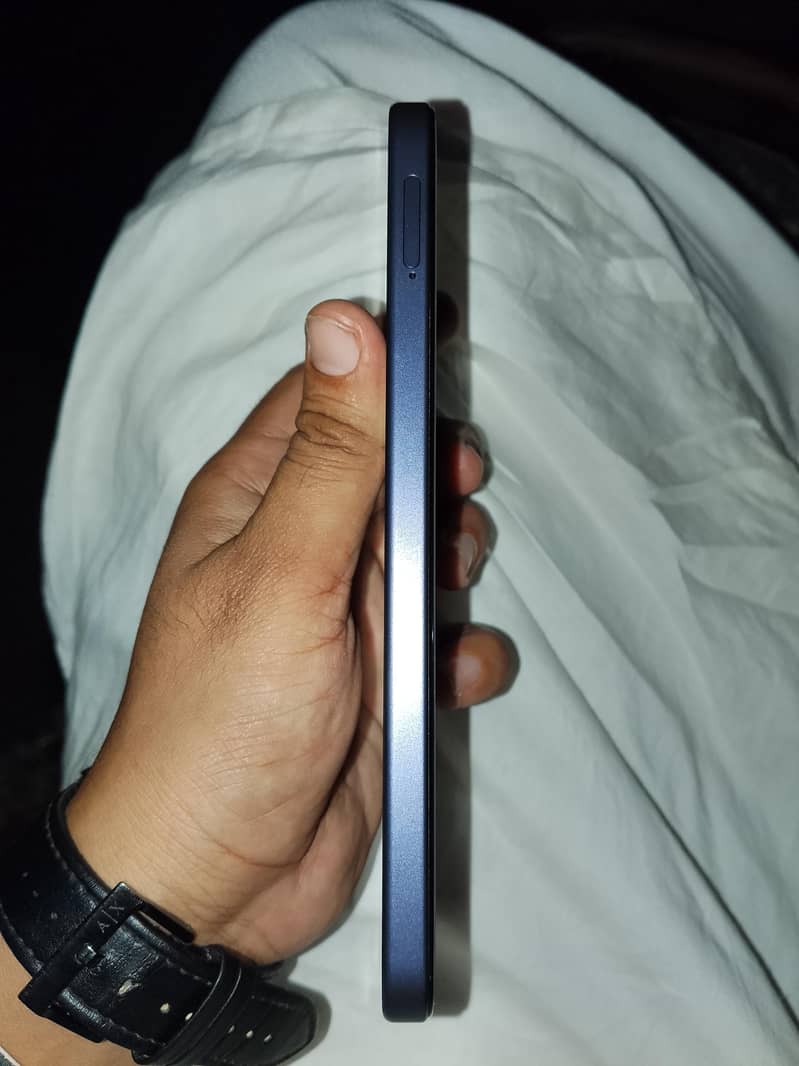 OPPO A6k 4