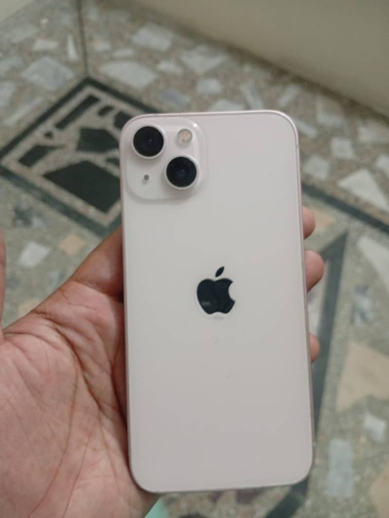 Apple iPhone 13 2