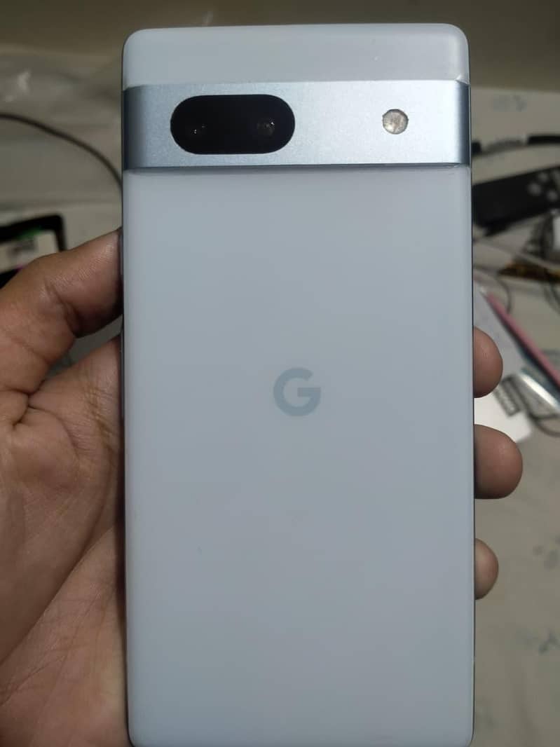 Google Pixel 7a 2