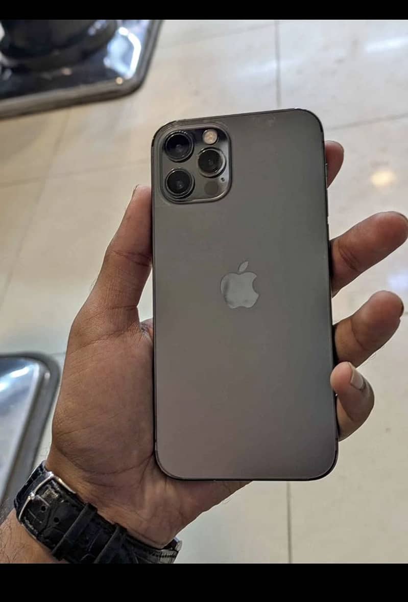 Apple iPhone 12 Pro 2