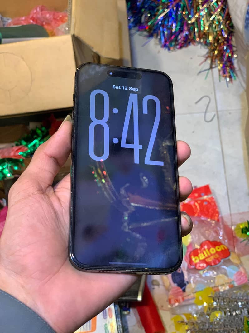 iPhone 14 Pro Max 1