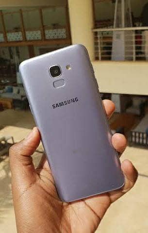 Samsung Mobile J6