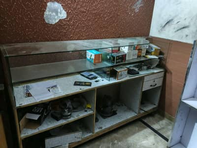 mobile repairing lab. contact or Whatsapp 03025854791