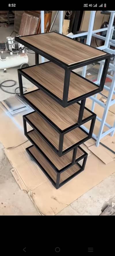 Show piece