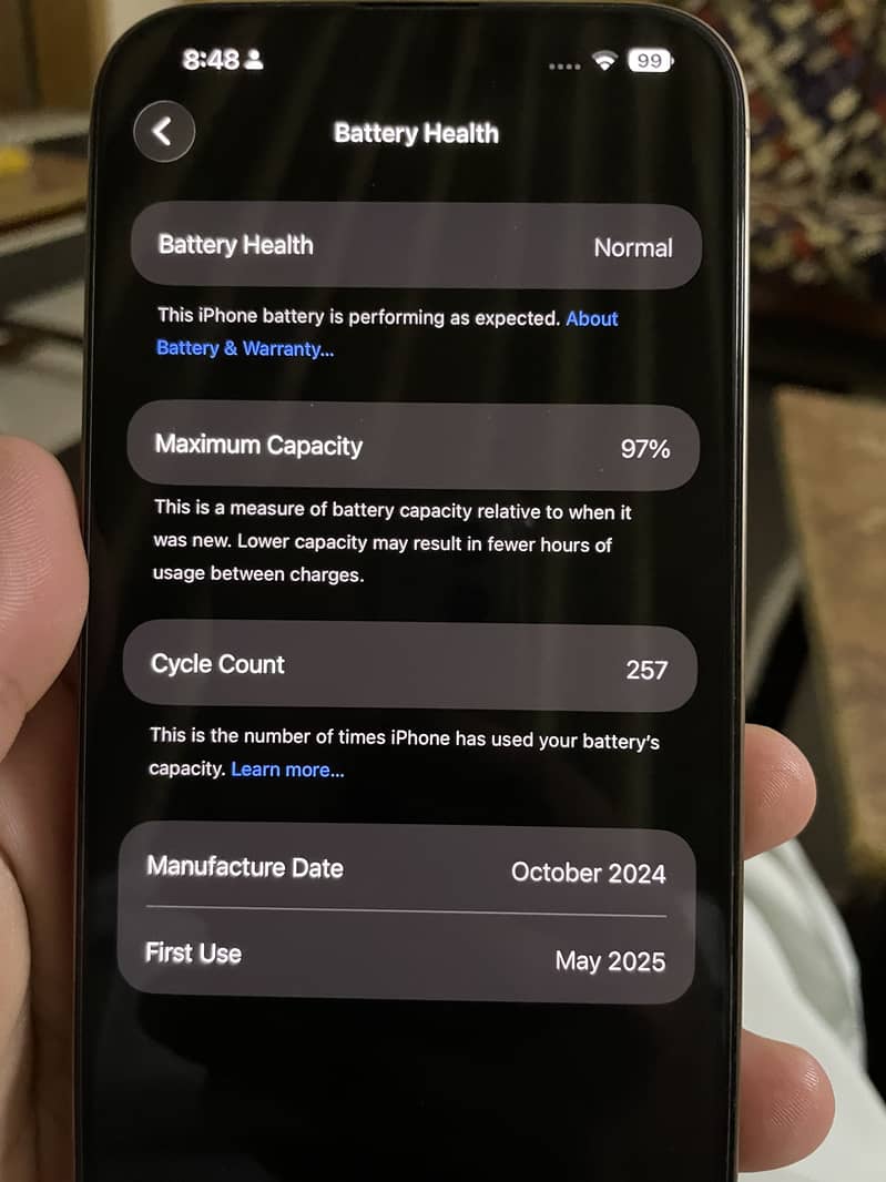 Apple iPhone 16 Pro Max 2