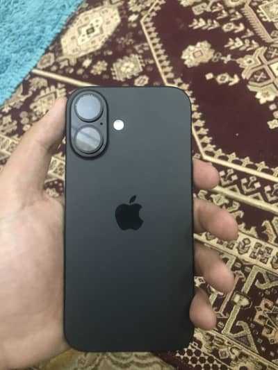 Apple iPhone 16