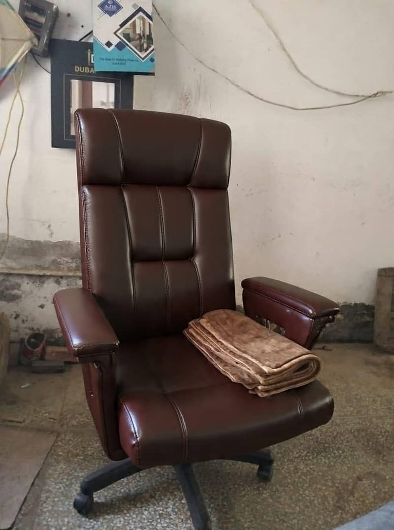 chair 0