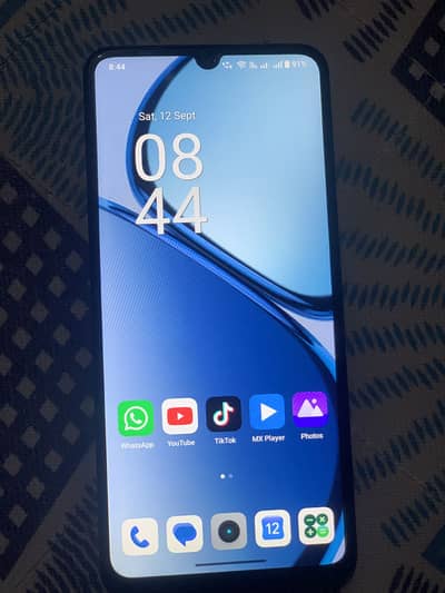 Realme Note 60 with box and charger