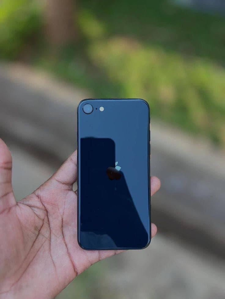iphone se3 0