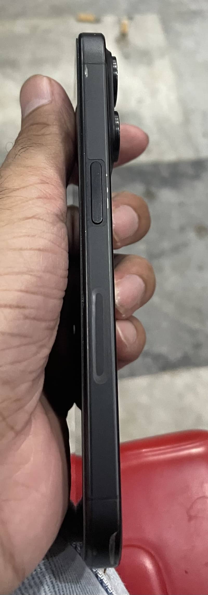 Apple iPhone 15 Pro 3