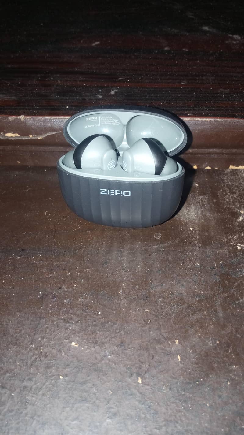 zero carbon Earbuds 3