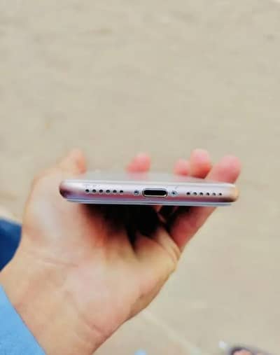 Apple iPhone 8