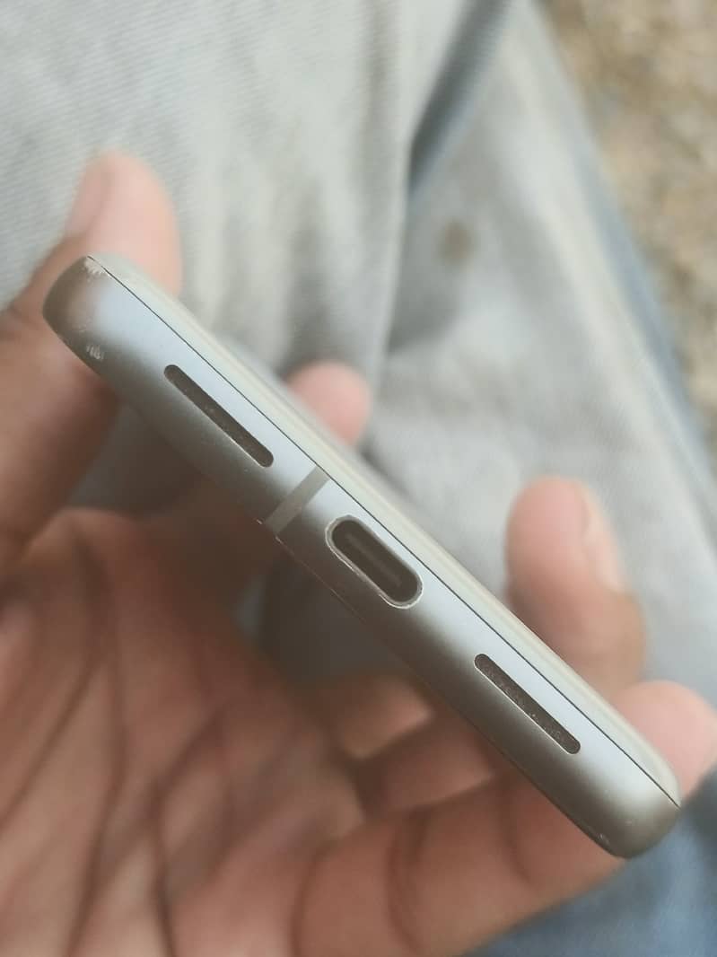Google Pixel 8 1