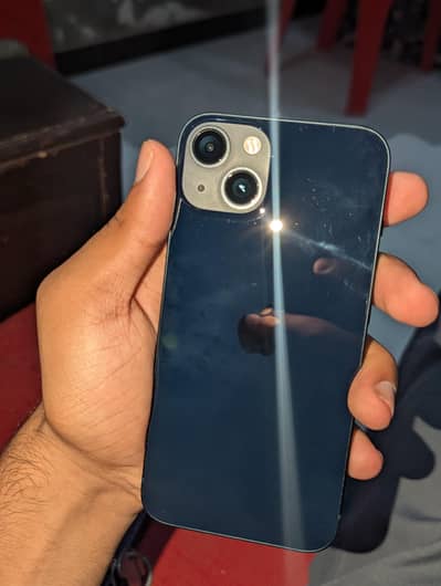 Apple iPhone 13