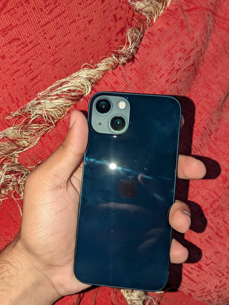 Apple iPhone 13 1