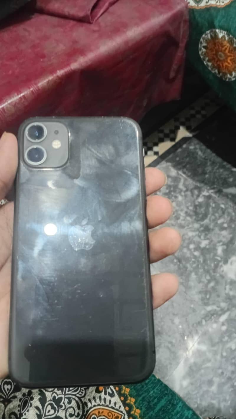 Apple iPhone 11 0