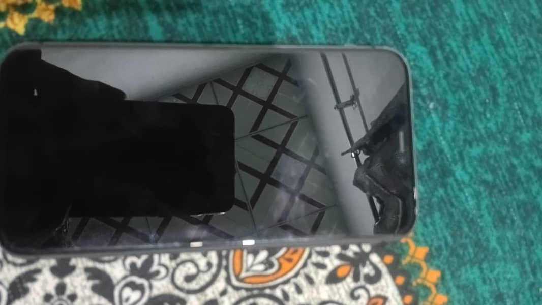 Apple iPhone 11 5
