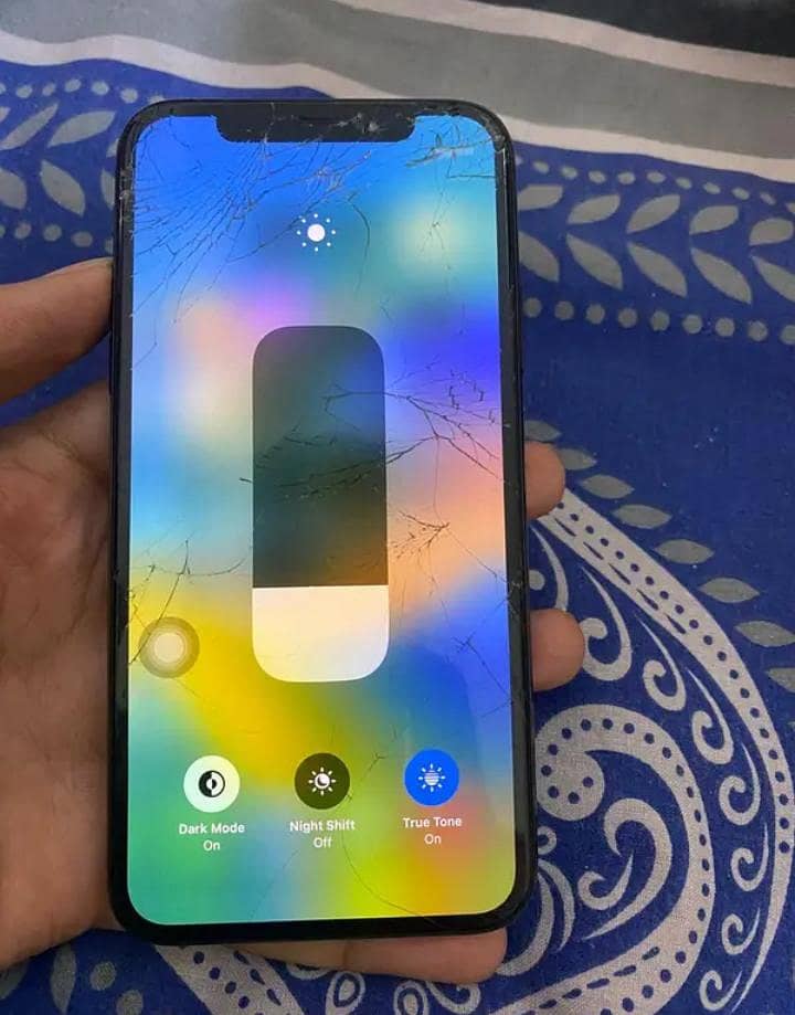 Apple iPhone X 0