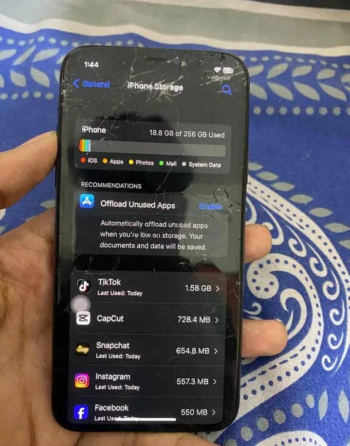Apple iPhone X 1