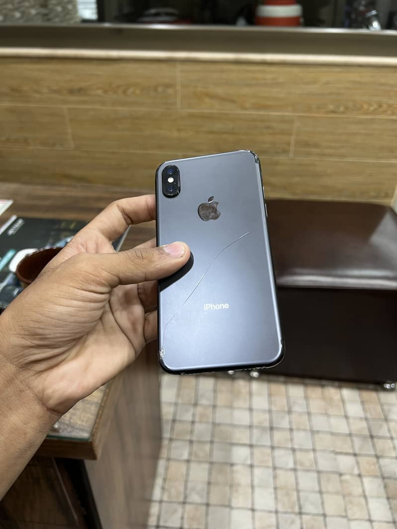 Apple iPhone X 2