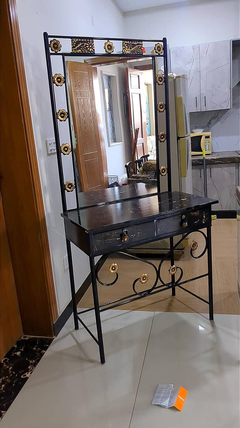 NEW BLACK DRESSING TABLE 1