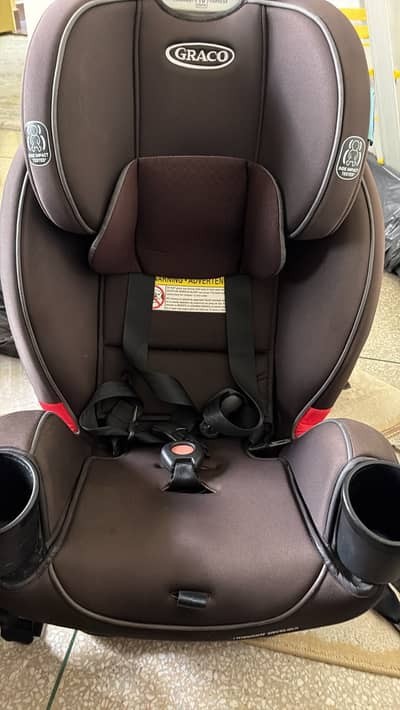 Graco Child Car Seat – Clean & Well Maintained