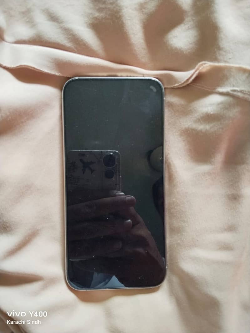 Apple iPhone 15 Pro Max 3