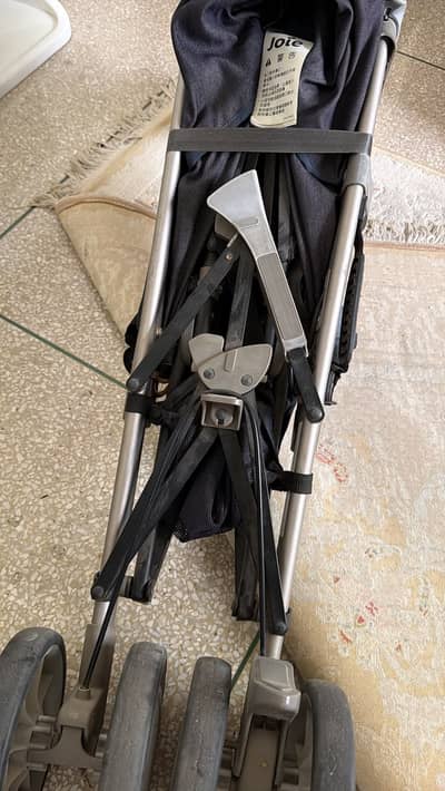 Joie Compact Baby Stroller / Buggy – Used in Good Condition