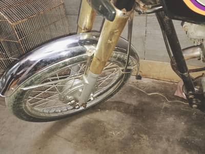 Honda 125cc Multan number black color call or what's aap