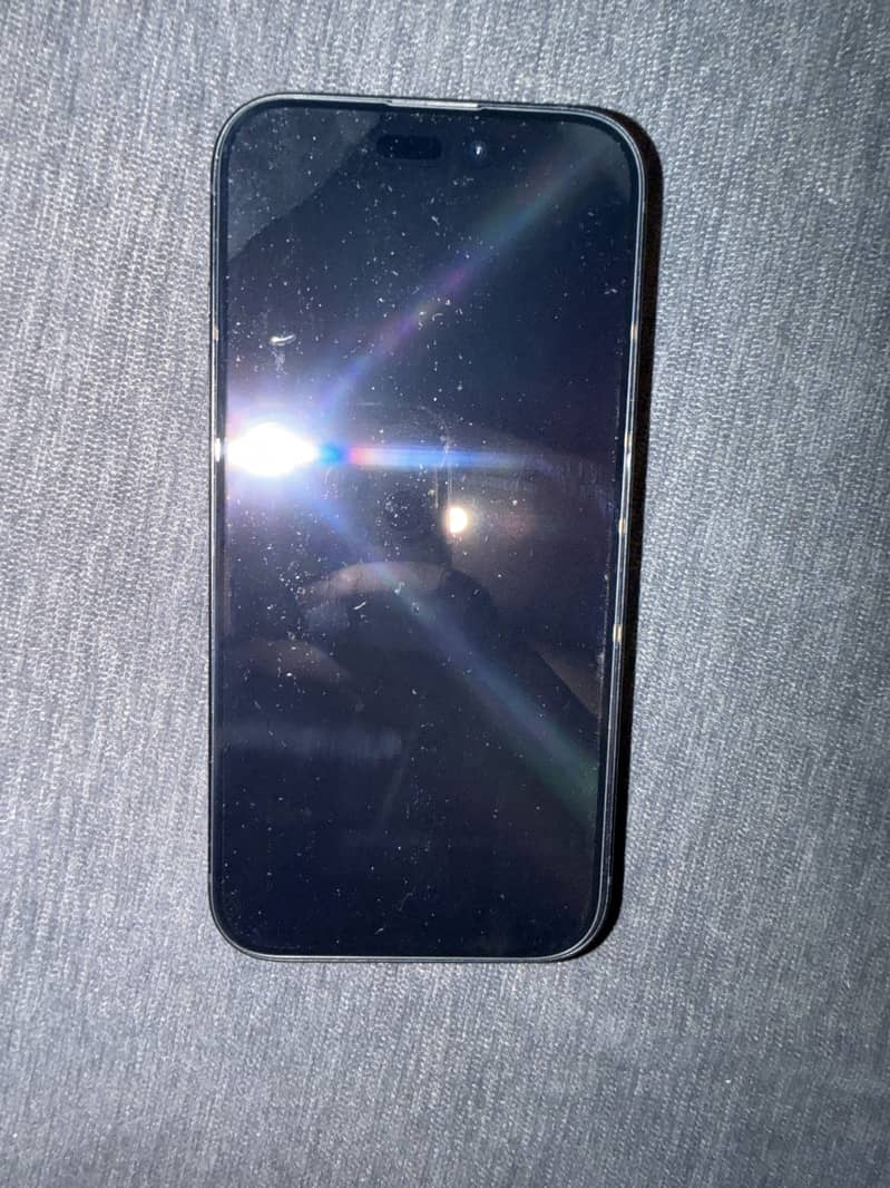 Apple iPhone 15 4