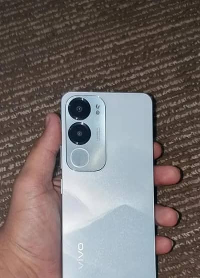 Vivo Y19s