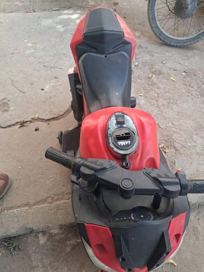 Red Sports Heavy Bike